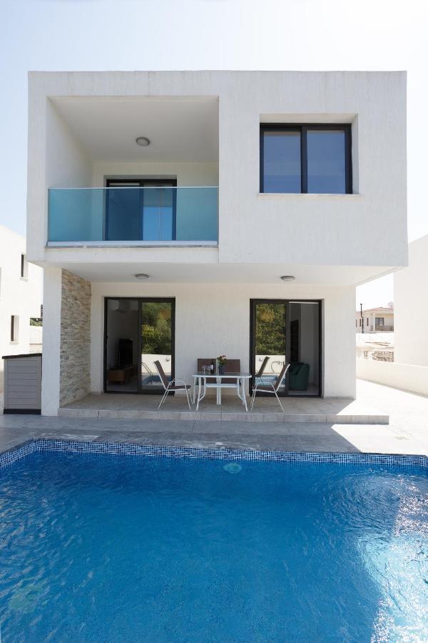 Cosy Paphos Villa - By Imh Travel & Tours Екстер'єр фото