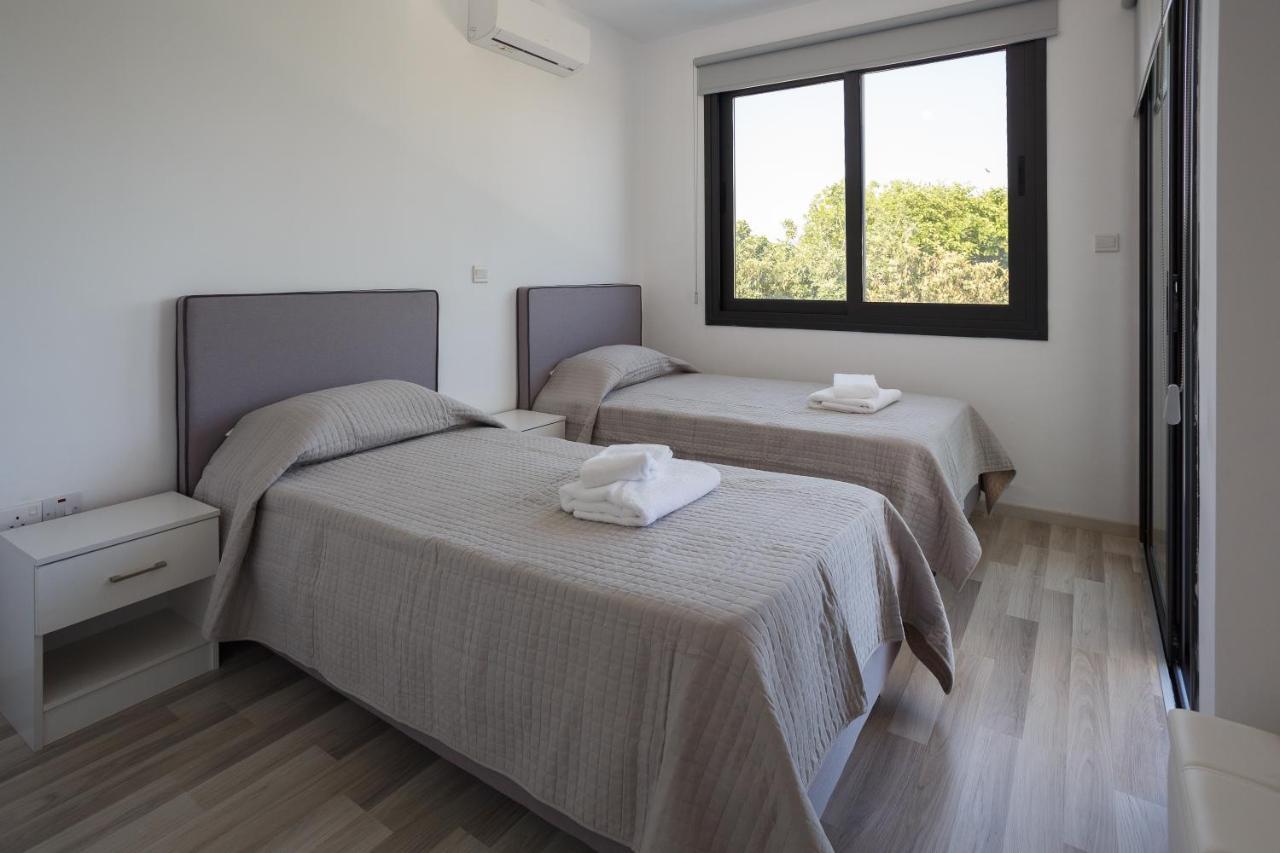 Cosy Paphos Villa - By Imh Travel & Tours Екстер'єр фото