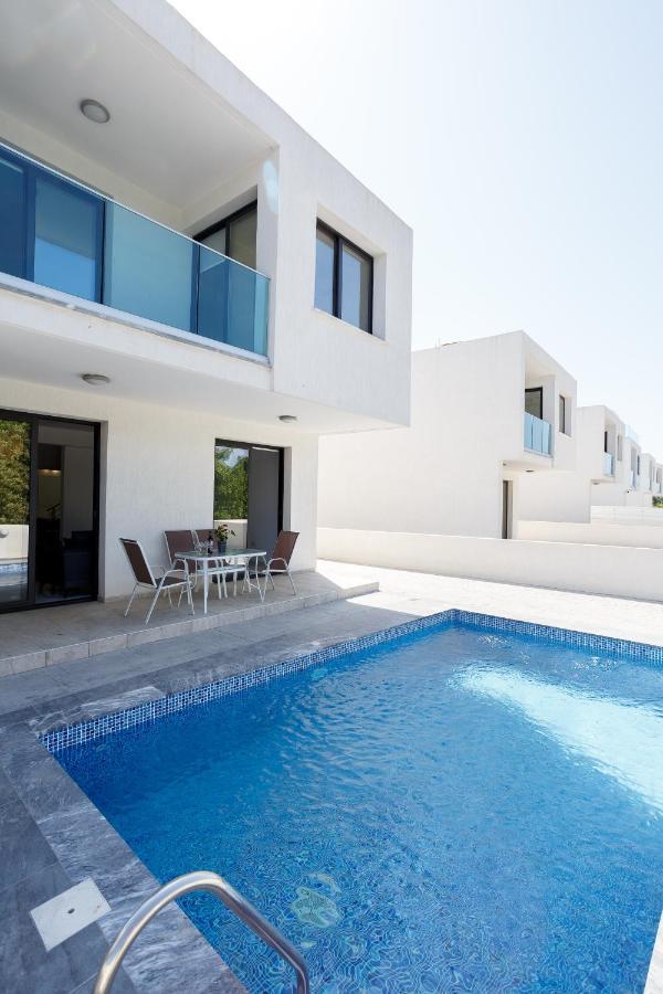 Cosy Paphos Villa - By Imh Travel & Tours Екстер'єр фото