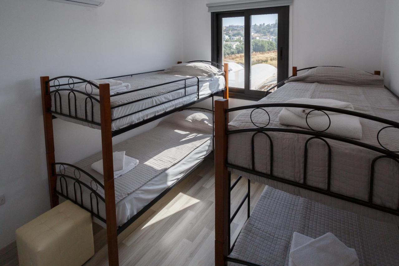 Cosy Paphos Villa - By Imh Travel & Tours Екстер'єр фото